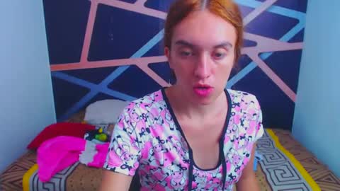 Snapshot of sofyswee chatting on 10/06/25, 01:19 sofyswee online show from 10/06/25, 01:19