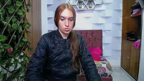 Snapshot of sofyswee chatting on 10/09/25, 02:53 sofyswee online show from 10/09/25, 02:53