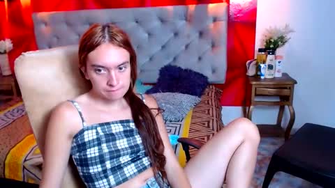 Snapshot of sofyswee chatting on 10/10/25, 02:05 sofyswee online show from 10/10/25, 02:05