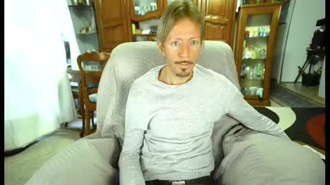 jeff online show from 02/09/25, 07:49