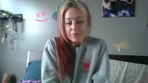 Snapshot of 0_jinx_0 chatting on 11/07/25, 06:19 0_jinx_0 online show from 11/07/25, 06:19