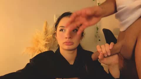 Snapshot of 0ne_of_0ne chatting on 10/07/25, 11:13 Steven e online show from 10/07/25, 11:13