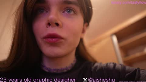Snapshot of 1000and1nights_ chatting on 01/26/25, 09:07 Aishe online show from 01/26/25, 09:07