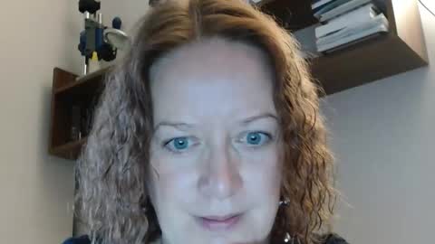 12ennie online show from 10/15/25, 06:46