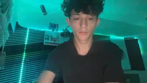 13inchcock13 online show from 11/23/25, 08:36