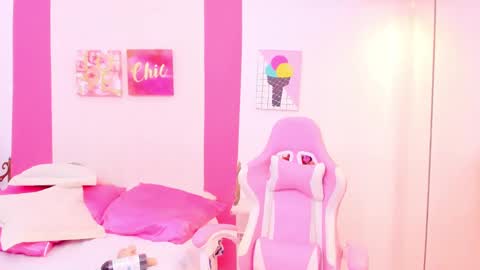 Scarlette  online show from 01/04/25, 11:06