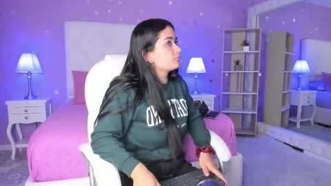 Scarlette  online show from 11/05/25, 03:06