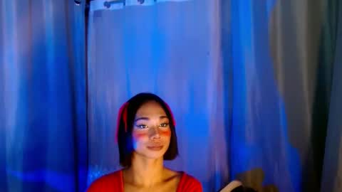 Snapshot of 18_nicole chatting on 03/11/25, 06:19 barbie online show from 03/11/25, 06:19