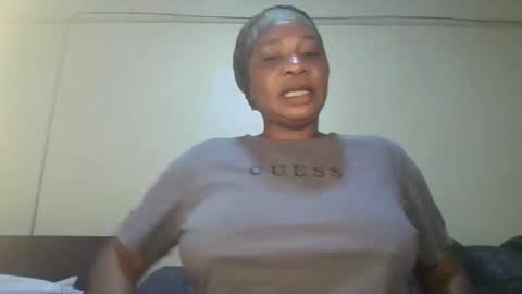 1_sexylove online show from 10/28/25, 08:40