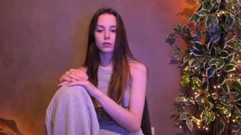 Lily 3 online show from 09/19/25, 03:34