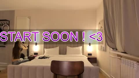 Lily 3 online show from 11/11/25, 06:52