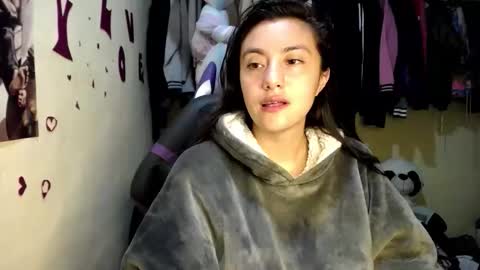 1kandylove online show from 10/06/25, 01:47