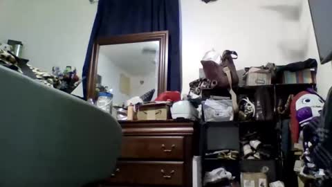 1legusvet online show from 11/19/25, 02:50