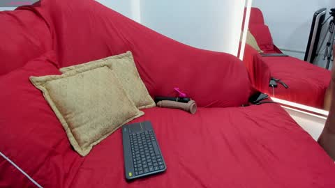 Luisa online show from 01/18/25, 10:39