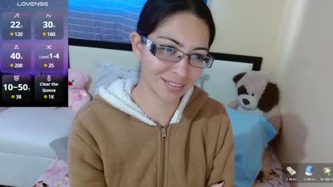 Snapshot of 1sasha_grey__1 chatting on 12/17/24, 11:38 paola online show from 12/17/24, 11:38