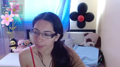 Snapshot of 1sasha_grey__1 chatting on 02/14/25, 06:29 paola online show from 02/14/25, 06:29
