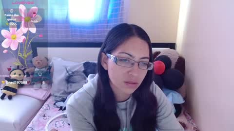 Snapshot of 1sasha_grey__1 chatting on 02/27/25, 11:26 paola online show from 02/27/25, 11:26