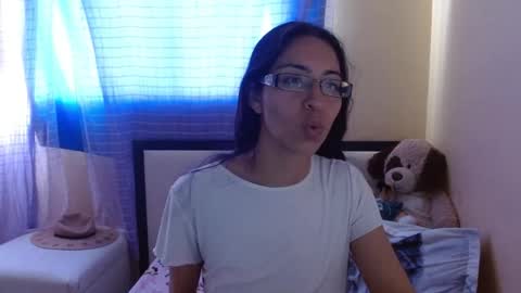 Snapshot of 1sasha_grey__1 chatting on 09/13/25, 06:40 paola online show from 09/13/25, 06:40