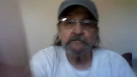 Snapshot of 1valentine chatting on 10/20/25, 06:19 1valentine online show from 10/20/25, 06:19