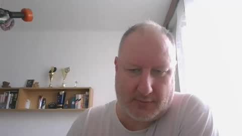1vaso online show from 09/30/25, 07:35