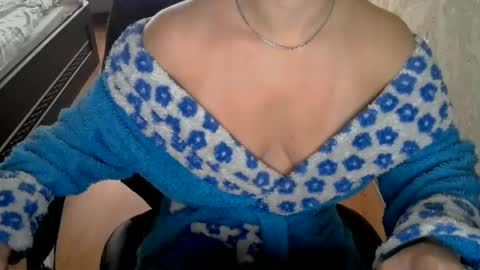 Snapshot of 1your_hot_girls chatting on 02/04/25, 11:49 1your_hot_girls online show from 02/04/25, 11:49