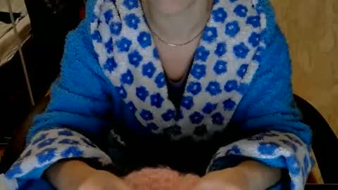 Snapshot of 1your_hot_girls chatting on 02/20/25, 05:29 1your_hot_girls online show from 02/20/25, 05:29