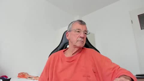 Henk online show from 10/29/25, 02:52