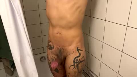 2025rob online show from 10/30/25, 07:14