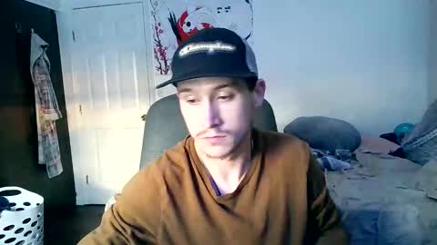 Snapshot of 21yearsy0ung9icheshung chatting on 01/12/25, 10:33 AlecurClit online show from 01/12/25, 10:33