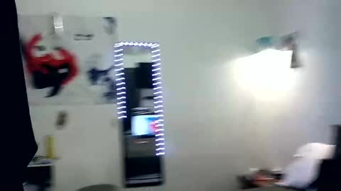 Snapshot of 21yearsy0ung9icheshung chatting on 01/24/25, 12:20 AlecurClit online show from 01/24/25, 12:20