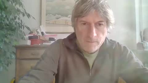 22esserre online show from 11/23/25, 01:55