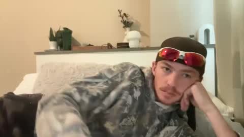 Snapshot of 26sneakers chatting on 12/01/24, 08:42 26sneakers online show from 12/01/24, 08:42