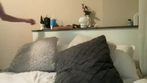 Snapshot of 26sneakers chatting on 12/03/24, 02:14 26sneakers online show from 12/03/24, 02:14