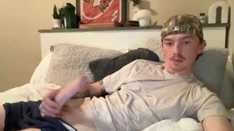 Snapshot of 26sneakers chatting on 12/22/24, 12:50 26sneakers online show from 12/22/24, 12:50