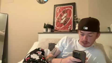 Snapshot of 26sneakers chatting on 03/03/25, 02:47 26sneakers online show from 03/03/25, 02:47