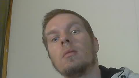 2small4you83 online show from 12/19/24, 07:07