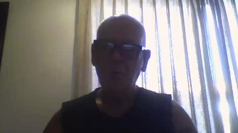 Snapshot of 304705449t chatting on 01/18/25, 08:31 Peter online show from 01/18/25, 08:31