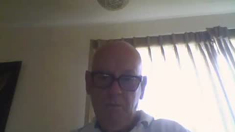 Snapshot of 304705449t chatting on 02/08/25, 06:43 Peter online show from 02/08/25, 06:43