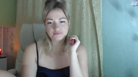 3sweetcandy3 online show from 11/20/25, 11:48