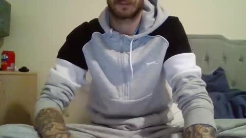 Snapshot of 420feetloverr420 chatting on 10/14/25, 10:43 420feetloverr420 online show from 10/14/25, 10:43