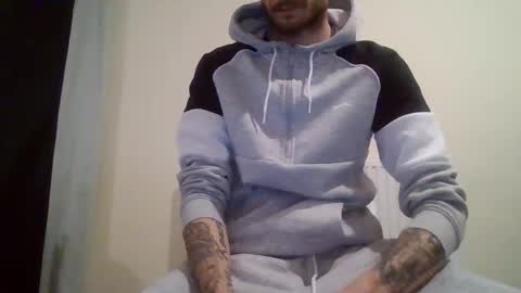 Snapshot of 420feetloverr420 chatting on 10/16/25, 12:55 420feetloverr420 online show from 10/16/25, 12:55