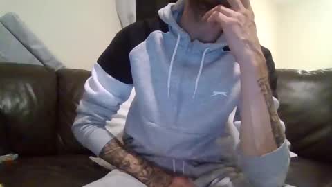 Snapshot of 420feetloverr420 chatting on 10/17/25, 11:07 420feetloverr420 online show from 10/17/25, 11:07