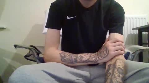 Snapshot of 420feetloverr420 chatting on 10/26/25, 11:31 420feetloverr420 online show from 10/26/25, 11:31