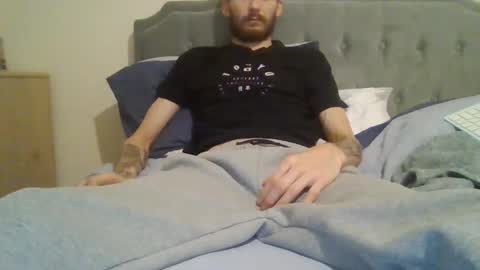 Snapshot of 420feetloverr420 chatting on 11/07/25, 12:27 420feetloverr420 online show from 11/07/25, 12:27