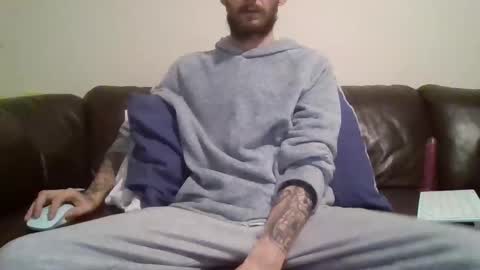 Snapshot of 420feetloverr420 chatting on 11/17/25, 12:27 420feetloverr420 online show from 11/17/25, 12:27