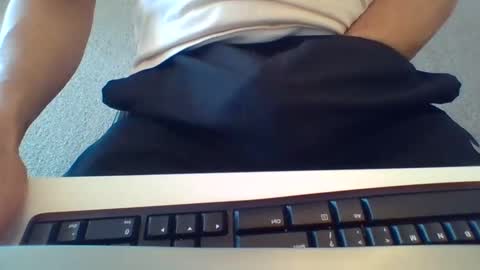 Snapshot of 4glz chatting on 11/16/25, 02:06 4glz online show from 11/16/25, 02:06