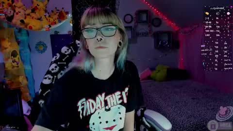 Mo online show from 10/09/25, 03:32