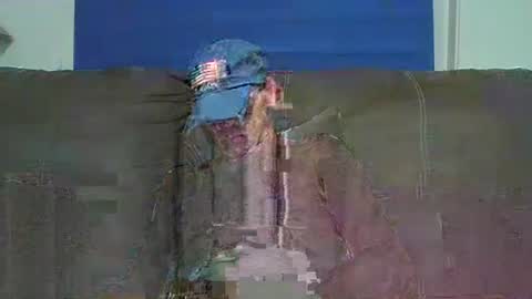 Snapshot of 4nuf chatting on 11/14/25, 07:29 4nuf online show from 11/14/25, 07:29