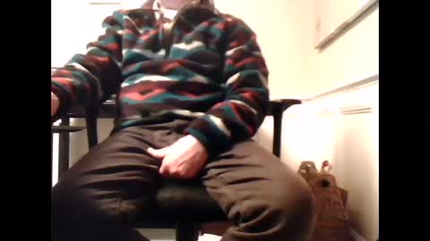 4uguys online show from 02/17/25, 05:04