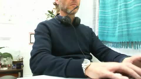 555tony555 online show from 03/07/25, 02:15